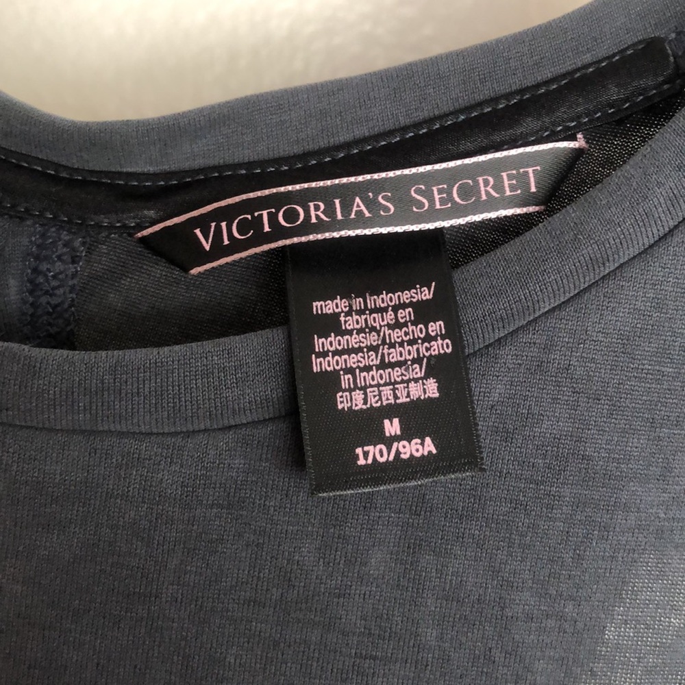 Victoria’s Secret Sport Sleeveless Tank! - Picture 4 of 4